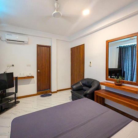 Airport Hotel By Cmb Apartments Negombo Eksteriør bilde